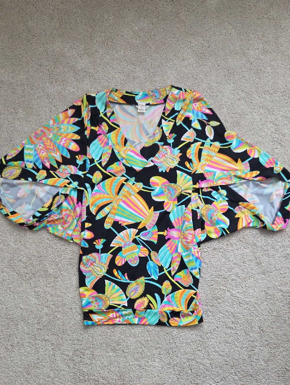 Trina Turk Black Multicolor Floral V-Neck Swim Coverup